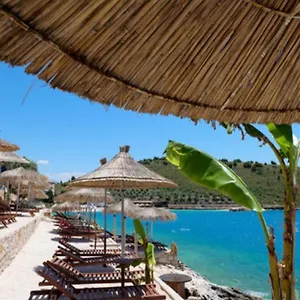 villa-xhefri.albaniahotels.org/