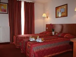 Alyss Saphir Cambronne Eiffel Hotel Paris